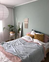 Schlafzimmer Wandfarbe Ideen Schlafzimmer Wandfarbe Ideen Wohnkonfetti Turkis Braun Grau Rosa Beautiful Bedrooms College Apartment Decor College Apartment Diy