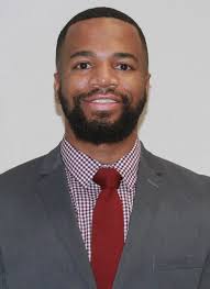 Darius Tomlin's Instagram, Twitter & Facebook