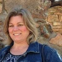 Jodie Kemp's Instagram, Twitter & Facebook