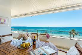 Unser ziel ist es, den kauf ihres neuen hauses in bulgarien zu einem einfachen und äußerst angenehmen erlebnis zu machen. Erste Meereslinie Immobilien Auf Mallorca Haus Am Meer Kaufen In Mallorca