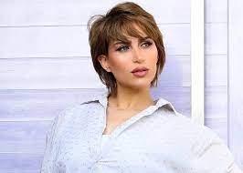 متصفحك قديم و لا يدعم تشغيل الصوتيات والفيديوهات، قم بتحميل متصفح جيد مثل متصفح كروم على هذا الرابط. ØªØ³Ø±ÙŠØ­Ø§Øª Ø´Ø¹Ø± Ù‚ØµÙŠØ± Ø¨Ø£Ø³Ù„ÙˆØ¨ Ù†Ù‡Ù‰ Ù†Ø¨ÙŠÙ„ Ù…Ø¬Ù„Ø© Ø§Ù„Ø¬Ù…ÙŠÙ„Ø©