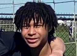 Derrick Oglesby's Instagram, Twitter & Facebook