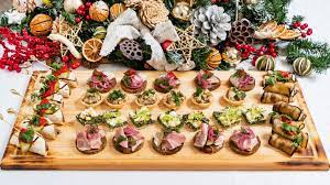 Questa versione salata dei muffin, preparati con pomodorini, si presta perfettamente anche per un aperitivo a buffet. Le Ricette Di Natale Da Preparare In Anticipo Dagli Antipasti Fino Al Dolce The Cooking Hacks It