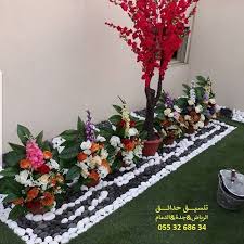 تنسيق حدائق gardensriyadh instagram photos and videos holiday decor christmas wreaths instagram photo
