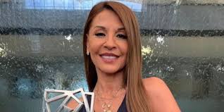 Последние твиты от amparo grisales (@amparo_grisales). Amparo Grisales Sugiere Cambiarle Nombre Al Coronavirus