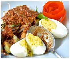 Indonesian Medan Food Gado Gado Mix Vegetable Salad With Peanut And Coconut Milk Sauce