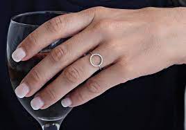 Open Circle Diamond Ring Set In 14k 18k Gold Ring Etsy Circle Diamond Rings Circle Engagement Rings Circle Diamond