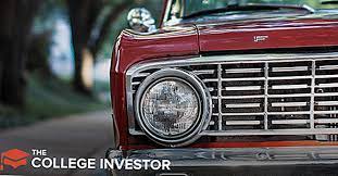 Sebagai graduan yang baru melangkah ke alam pekerjaan, tak salah rasanya kalau saya katakan, ramai di antara mereka yang melakukan pembelian kedua terbesar dalam hidup mereka, iaitu kereta. Membeli Kereta Dengan Hutang Pinjaman Pelajar July 2021