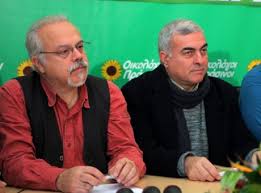 Δικηγόρος, δημοσιογράφος, συγγραφέας, με μεταπτυχιακό στην κοινωνική οικολογία (ηπα). Xrysogelos Tremopoylos Idryoyn Neo Komma Oikologwn Xairetismos Apo Ton Petro Kokkalh Paixnidia E3oysias News 24 7