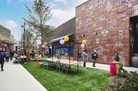 The site is located in a premium shopping area that is also home to the carrefour hypermarket in paris. Shopping Promenade Claye Souilly Frey