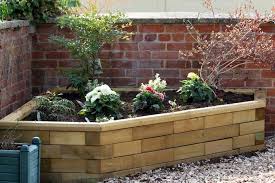1001 Ideen Wie Sie Hochbeet Anlegen Und Viele Tipps Und Tricks Hochbeet Gartenprojekte Mit Holzpaletten Garten Pflanzen