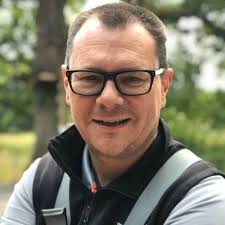 Neil McKenna (@GalwayNerdDad)