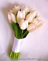White Tulip Wedding Bouquet Wedding Flowers Tulips Tulip Wedding White Tulip Bouquet