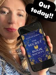 A week in the high fjells of Arctic Norway 🇳🇴 and we didn't meet a soul.  There was (blissfully) no phone signal, and if you can avoid being  distracted by the scenery