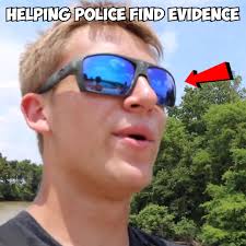 Magnet fisher helps the police!