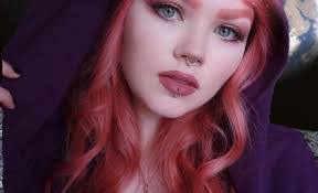 Tamara Charles's Instagram, Twitter & Facebook