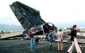 Dos Boeing 747 Vuelo 4805 De Klm Y Vuelo 1736 De Pan Am 583 Muertos 61 Heridos Los Pilotos De Pan Am Pudieron Observar Al Klm 8 Aeropuertos Rodeo Tenerife