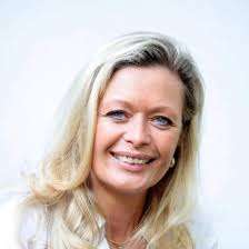 Sasha Horner's Instagram, Twitter & Facebook