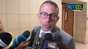 El juez Juan C. Vera Rivera, del Centro Judicial de Humacao, concedió una  fianza al artista José Fernando Cosculluela Suárez por lo que saldrá de la  cárcel de Bayamón donde se encontraba desde el 30 ...