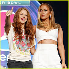 Shakira performing medley hits live on super bowl liv halftime show 2020 setlist la la la (brazil 2014) Jennifer Lopez Shakira S Super Bowl 2020 Salaries Revealed It S Shocking 2020 Super Bowl Jennifer Lopez Shakira Just Jared