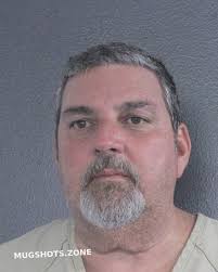 HUBBELL KEVIN CHRISTOPHER 12/07/2022