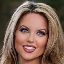 Cari Ulrich's Instagram, Twitter & Facebook