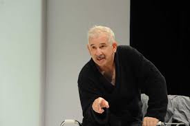 Φιλιπποσ was born in 1927. Petros Filippidhs To Problhma Ygeias Toy H8opoioy Prokalese Dysareskeia Fwto Lifestyle Thepressroom Gr