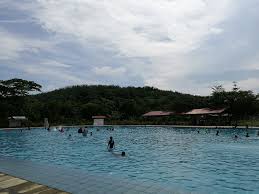 Penyebaran penduduk dan perkembangan kebudayaan minangkabau, menurut tambo yang sesuai dengan suriah landar yang dapat dilihat, bermula dari pariangan padang panjang yang menjadi tampuak alam minang kabau. Rantau Eco Park