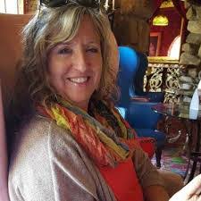 Dana Karcher's Instagram, Twitter & Facebook