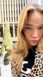 Olivia Ponton Daily ♡ (@DailyPonton)