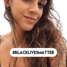 Cassandra Leone's Instagram, Twitter & Facebook