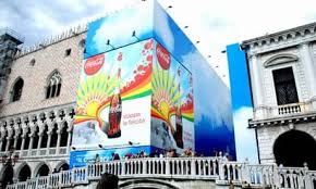 Venice's historic buildings 'violated' by billboards, say cultural experts 