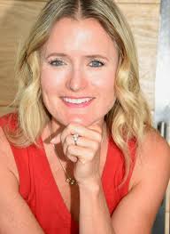 Introduction and photo sharing in real estate investor community