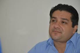 Ottón se jala una de las suyas y Celso... también