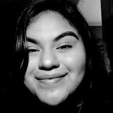 Alicia Polak's Instagram, Twitter & Facebook