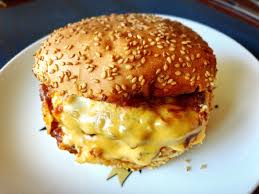 ラッキー ピエロ チーズ バーガー