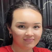 Elizabeth Mocek's Instagram, Twitter & Facebook