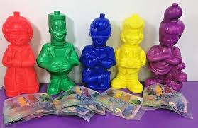 Auf unserer webseite verwenden wir neben technisch notwendigen cookies auch solche, deren zweck die analyse von websitezugriffen und die personalisierung der nutzererfahrung ist. King Junior Meal Spielzeug Aktuell Crayola Teams With Burger King For King Jr Kids Meal