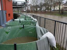 Hochwasserwarnung an bewohner von gelnhausen: Bad Vilbel Schutzt Sich Vor Hochwasser Optimismus Herrscht Vor Trotz See Bei Gronau Bad Vilbel