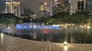 Bro yg rakam ni kejar sebab mak dia di langgar. Rojak Media Bas Rapid Kl Langgar Lebih 20 Biji Kereta Di