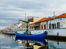 Porto, portugal and the surrounding areas are serviced by the porto airport, traditionally called francisco sa carneiro airport. Gabbella Aveiro Orasul Sufletului Meu