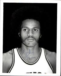 Boston Celtics Not Authenticated NBA Original Autographed Photos for sale