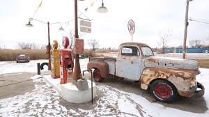According to recent statistics, there are around 150,000 fueling stations operating all over the us right now. Vintage Gas Station Lights Up The Night For Travelers