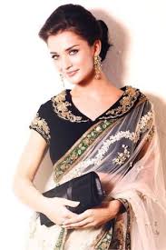 A Lovely Sari Blouse With A Peterpan Collar Amy Jackson In Saree Amy Jackson Fancy Blouse Designs