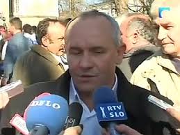 Slovenski Albanci in Srbi o priznanju Kosova