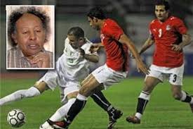 الخبر ذكرته صحيفة الوفد فى عددها الصادر صباح، الأربعاء، ويأتى عكس موجة التراشق الإعلامى بين البلدين بسبب النزال الكروى يوم 14 نوفمبر لحسم من سيصعد من البلدين إلى مونديال عام 2010، ربما تكون هذه السيدة. Ù…Ø±Ø§Ù‚Ø¨ Ù…Ø¨Ø§Ø±Ø§Ø© Ø§Ù„Ø¬Ø²Ø§Ø¦Ø± ÙˆÙ…ØµØ± Ù„Ù… Ø£ØªØ­ÙŠ Ø² Ø¶Ø¯ Ø§Ù„ÙØ±Ø§Ø¹Ù†Ø© ÙˆÙ‚Ù„Øª Ø§Ù„Ø­Ù‚