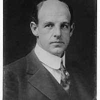 Reggie Brewer Jr., North Carolina's Lumbee Tribe, performs