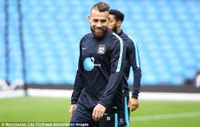 He plays as a winger, forward, or attacking midfielder for the argentina national football team and the spanish professional football club sevilla. Manchester City In High Spirits As They Prepare For Visit Of Norwich With Pablo Zabaleta Expected To Return For Liverpool Daily Mail Online