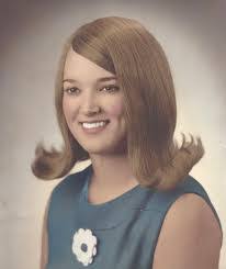 Anne Eggert's Instagram, Twitter & Facebook