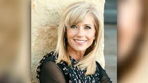 Beth moore is an extremely popular bible teacher, author, and founder of living proof ministries, inc. Key Pastors Affirm Even Apologize To Beth Moore Cbn News